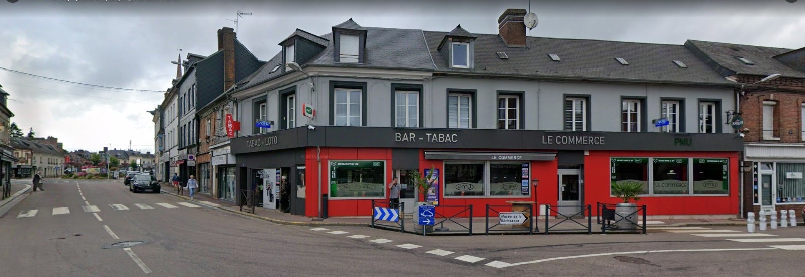 Façade du Commerce
